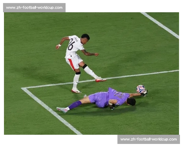 布努 10 扑救 + 76% 传球率封神!利雅得新月加时弑曼城创亚洲历史 布努 10 扑救 + 76% 传球率封神!利雅得新月加时弑曼城创亚洲历史