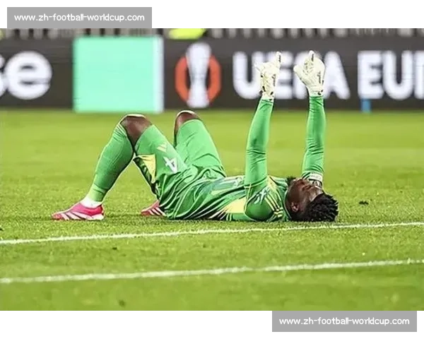 奥纳纳布基纳法索获总统接见 赠欧联杯签名球衣表敬意