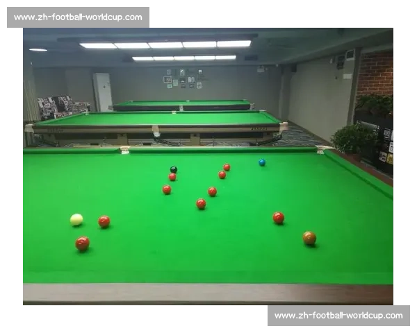 夜袭台球厅：年轻人的解压新战场