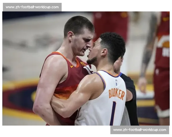 小莫里斯质疑约基奇对手质量：现代中锋竞争环境成就 “另类统治”