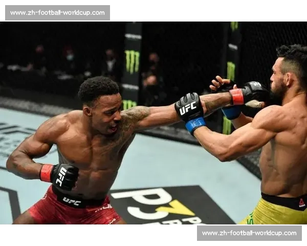 前蝇量级冠军弗朗斯遭重拳 KO,职业生涯遭遇重创 前蝇量级冠军弗朗斯遭重拳 KO,职业生涯遭遇重创