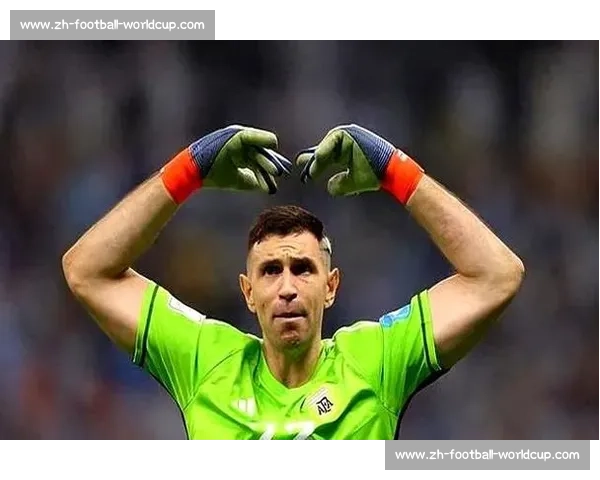 曼联马竞门将交易陷僵局 大马丁加盟与否取决于奥纳纳动向