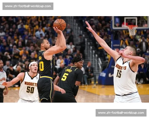 史密斯裸绞普莱斯豪取两连胜，统治级表现彰显实力差距